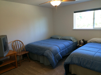 Kenai Bed and Breakfast - Bear's Den Bedroom Picture 2